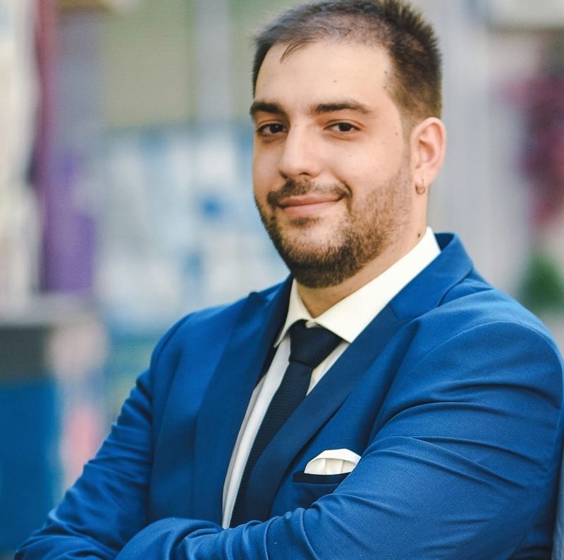 Yordan Ginov - AWS Cloud Engineer